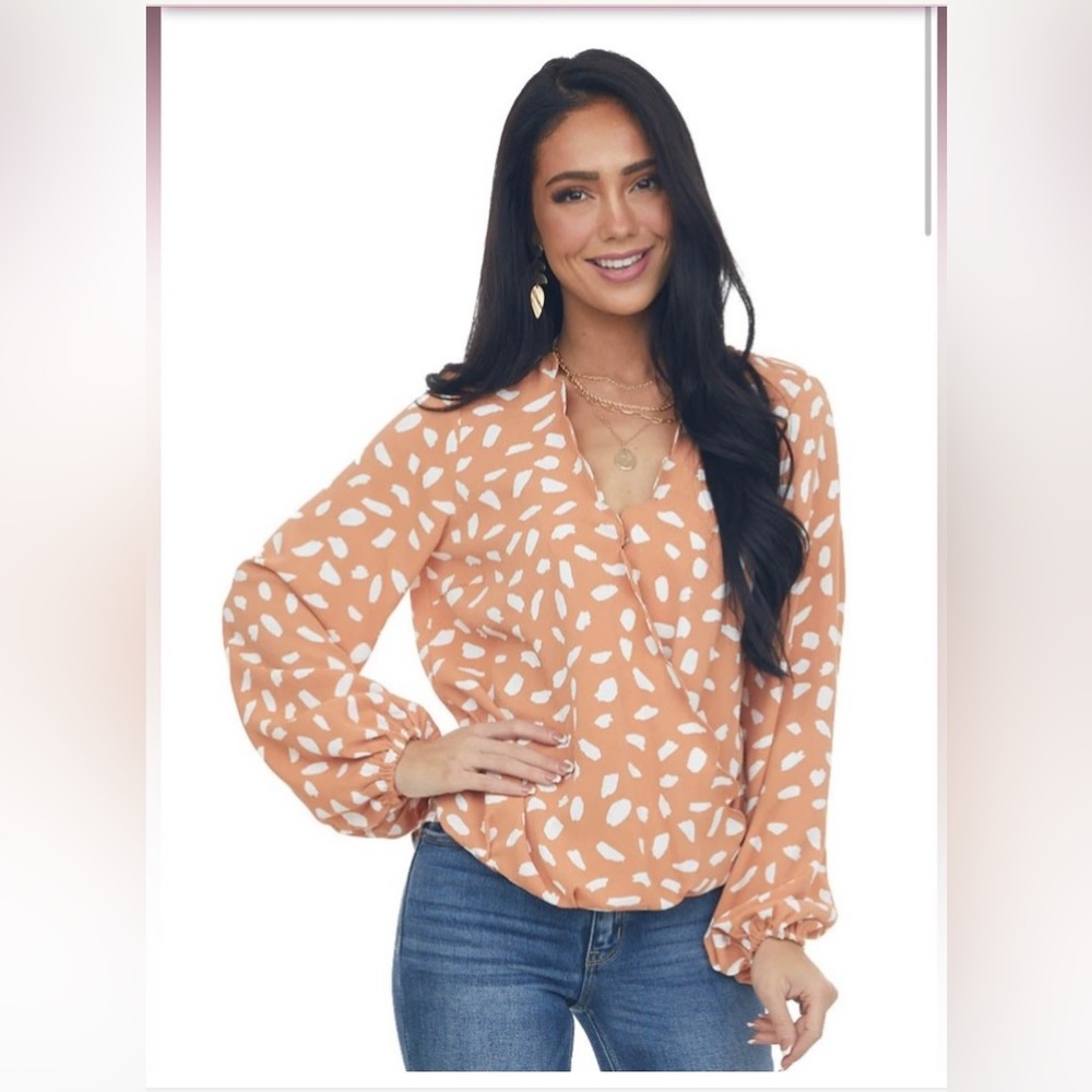 Umgee Relaxed Orange and White Buttoned Blouse